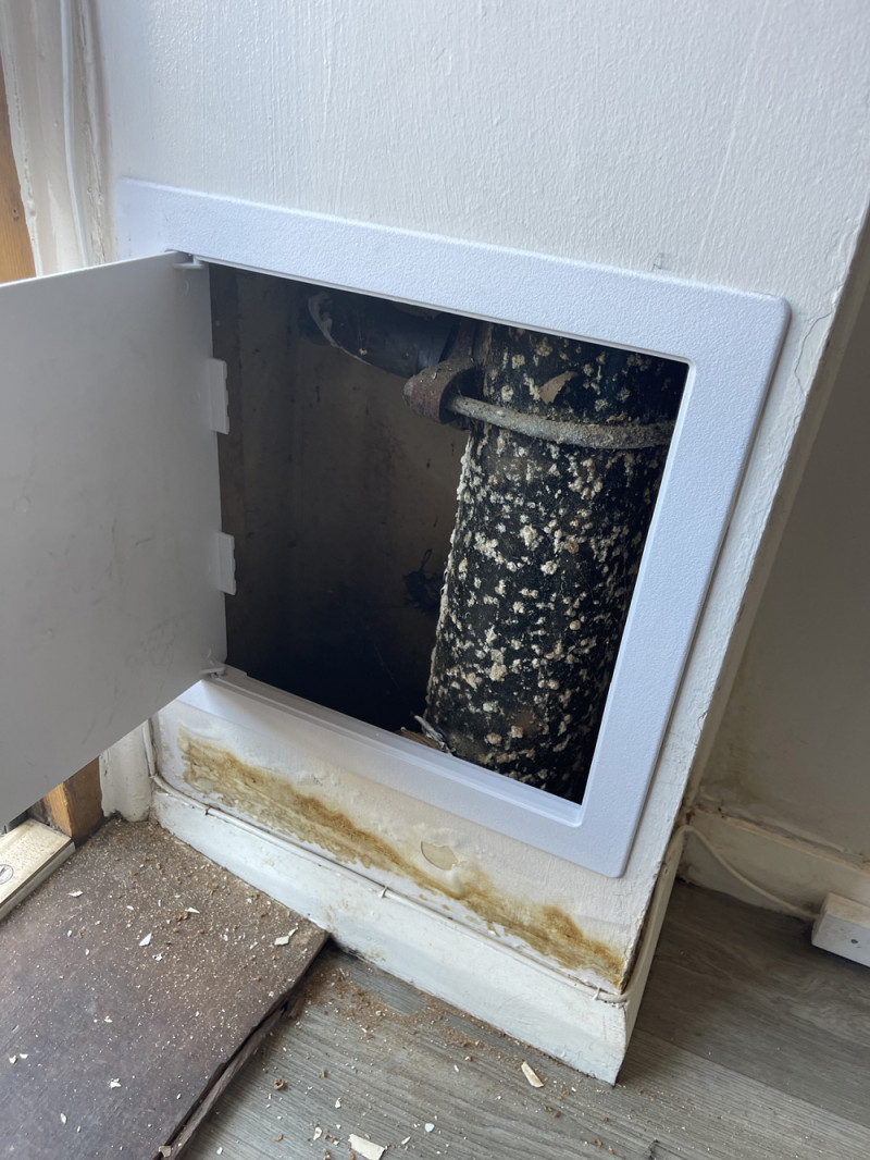 Results of a drainage leak